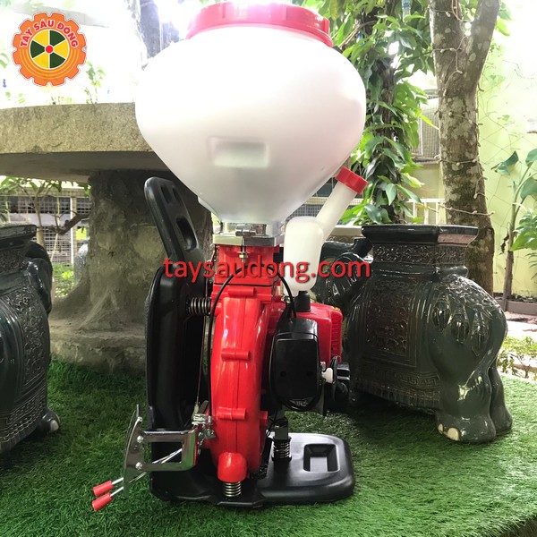 Máy xạ phân giá rẻ Yataka CS-26 Máy xạ phân giá rẻ Yataka CS-26