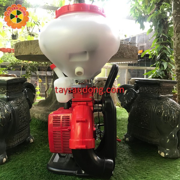 Máy xạ phân giá rẻ Yataka CS-26 Máy xạ phân giá rẻ Yataka CS-26