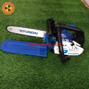 Máy cưa xích dùng xăng HYUNDAI HD-3000 giá tốt